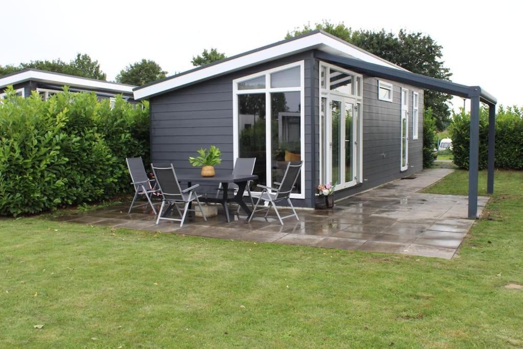 Vakantiehuis Met Vijverzicht Lathum 外观 照片