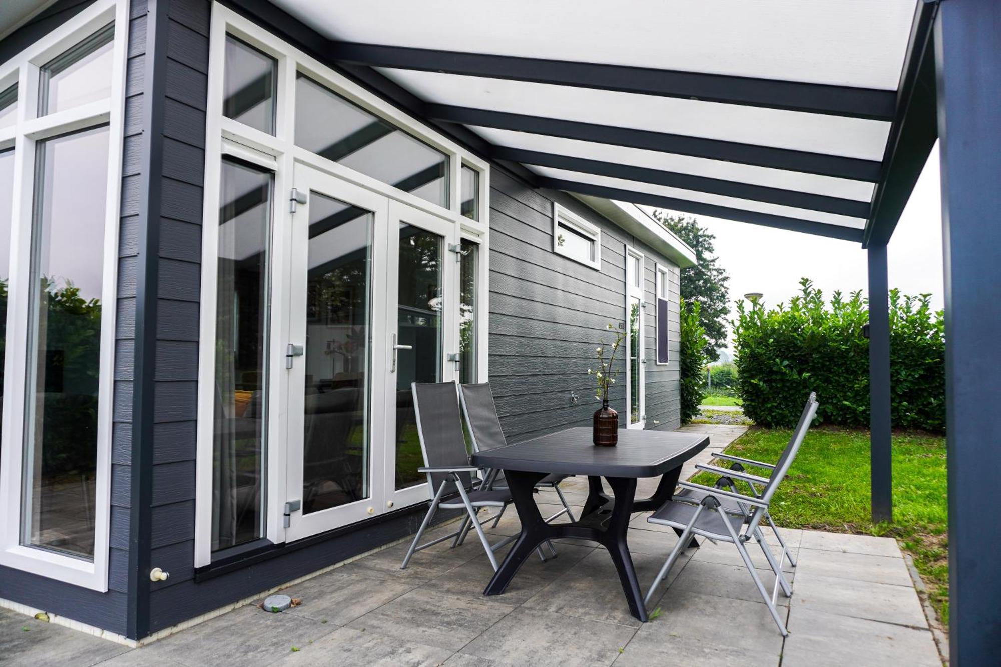 Vakantiehuis Met Vijverzicht Lathum 外观 照片